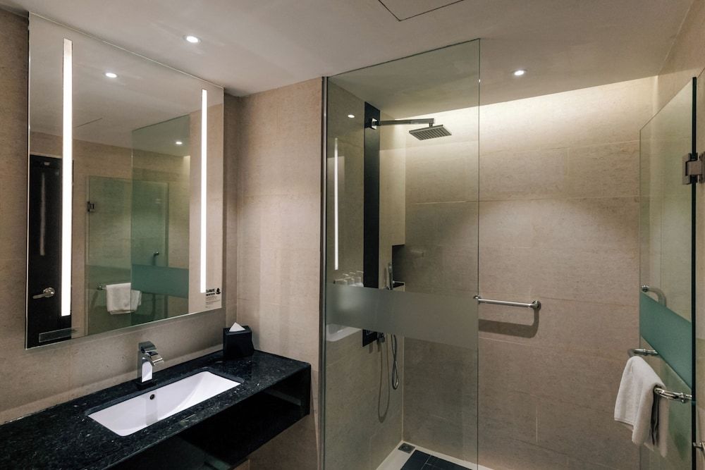 undefined Swiss-Belhotel Harbour Bay 7