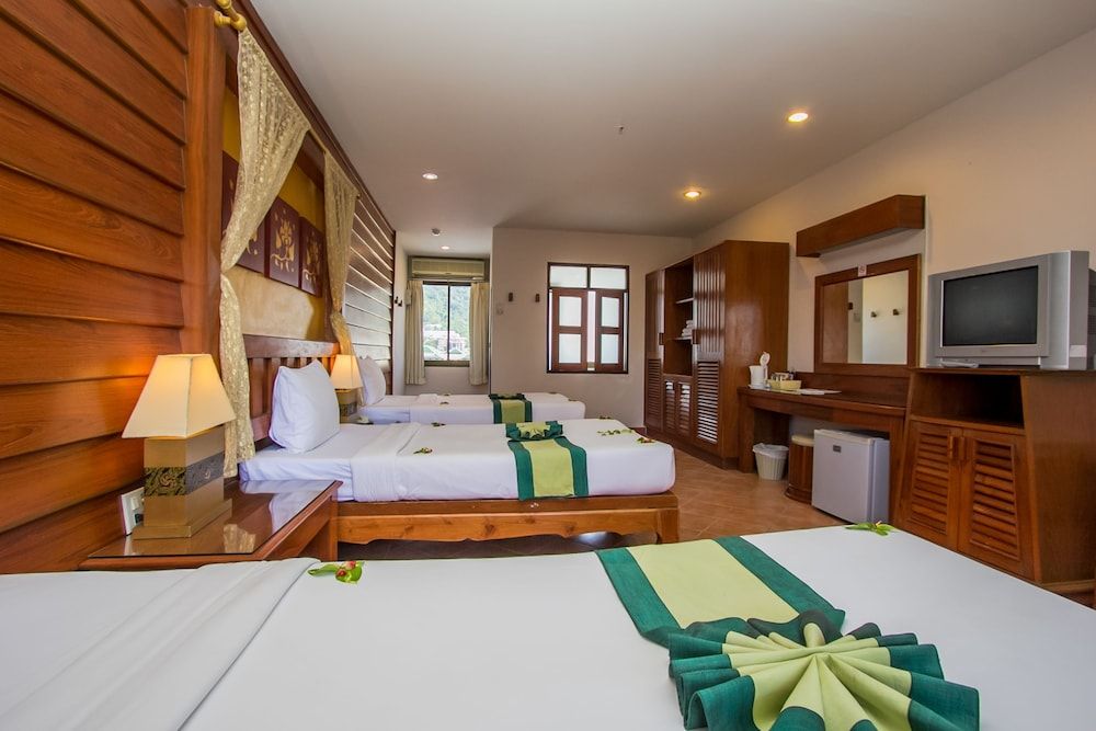 Superior Triple Room