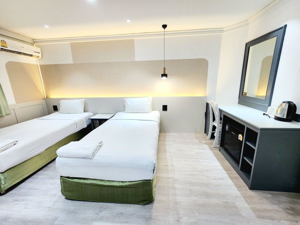 Superior Twin Room