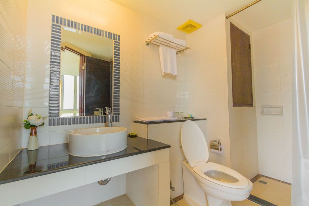 undefined Mayflower Grande Hotel Chiang Mai 3