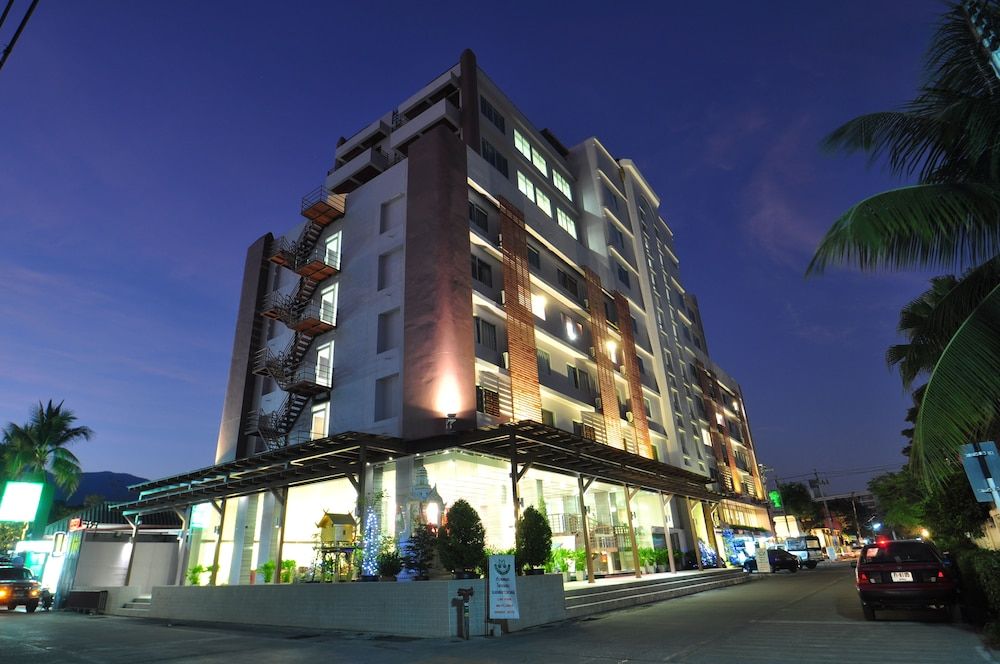 undefined Mayflower Grande Hotel Chiang Mai