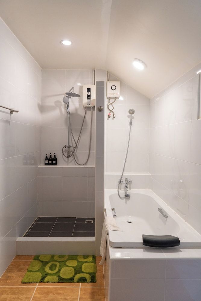 Buri Gallery House & Resort Villa Room 10