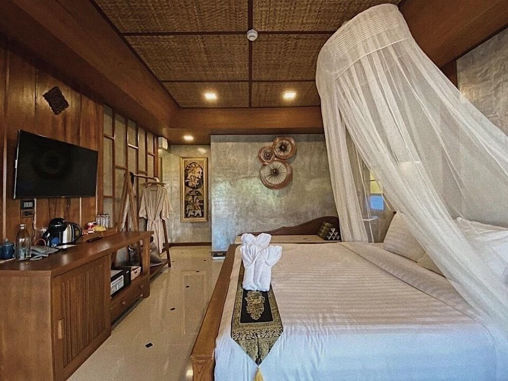 Buri Gallery House & Resort Buri Suite Room