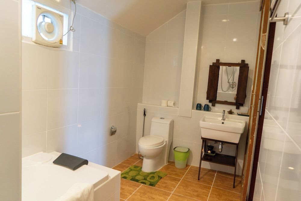 Buri Gallery House & Resort Villa Room 11