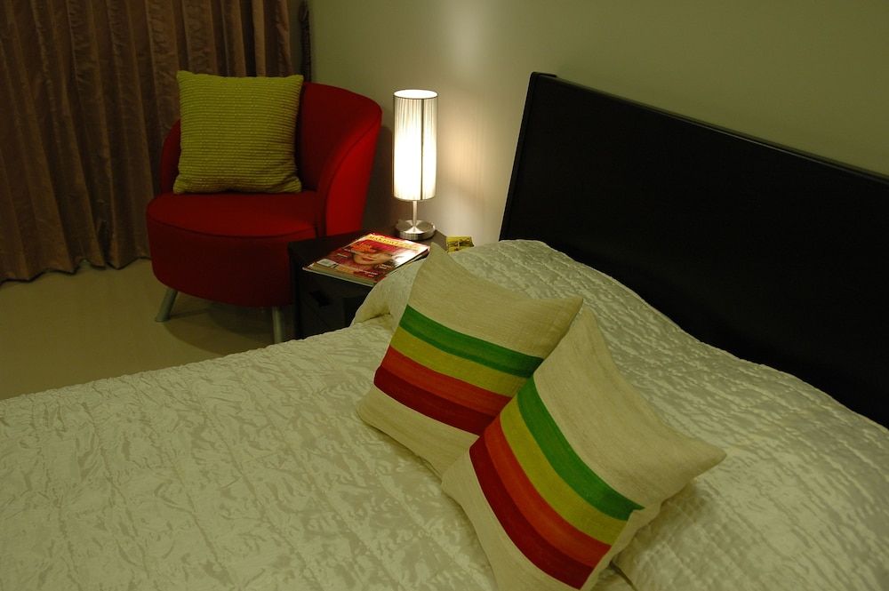 Bangkok Living Studio 2