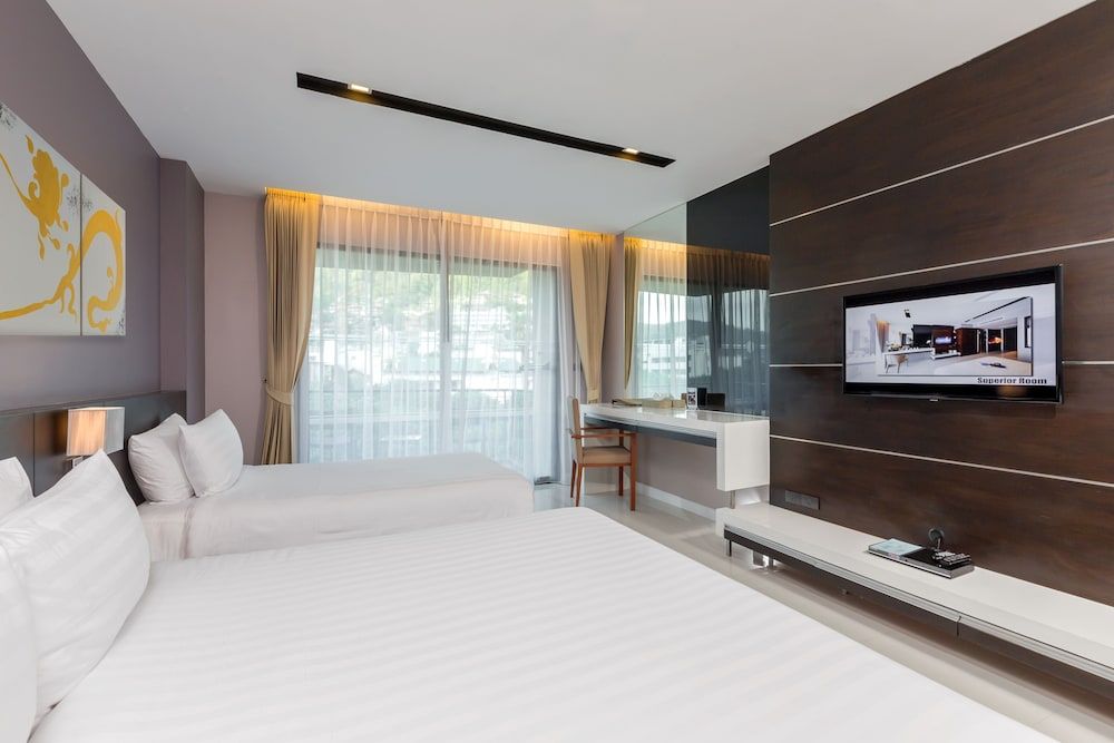 The Charm Resort Phuket Deluxe Room 2