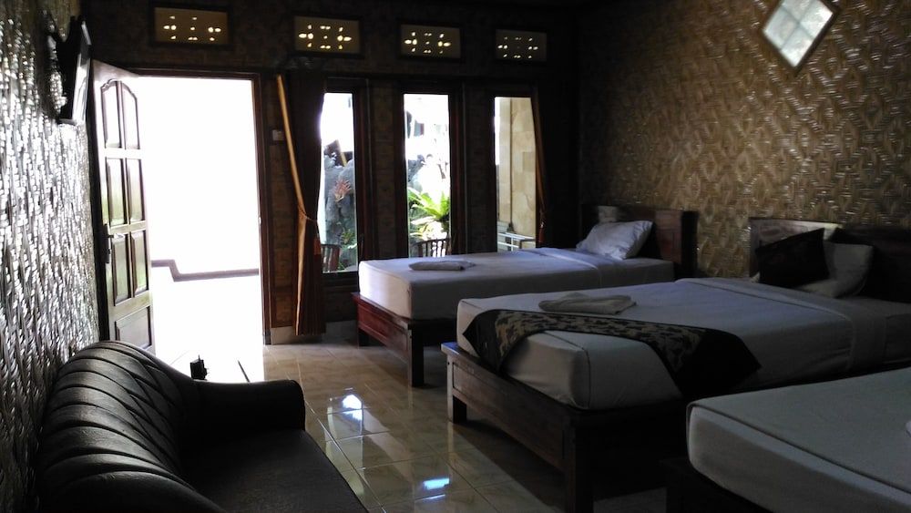 Deluxe Triple Room, Terrace