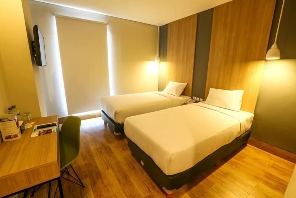 Hotel Citradream Semarang Superior Twin Room 2