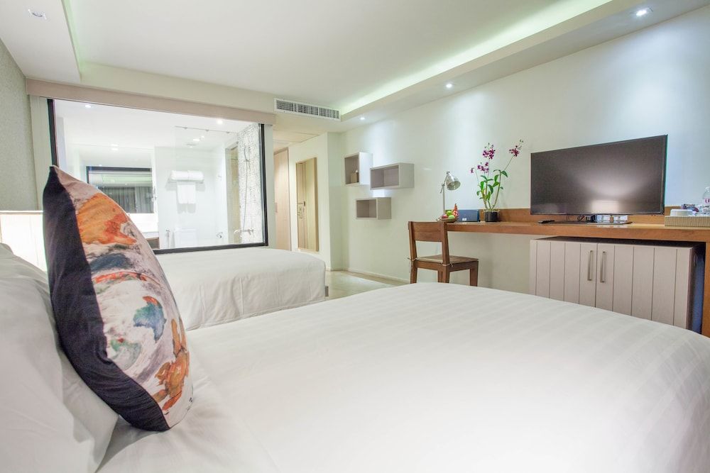 Zenmaya Oceanfront Phuket, Trademark Collection by Wyndham Superior Room, 2 Twin Beds, Non Smoking 6