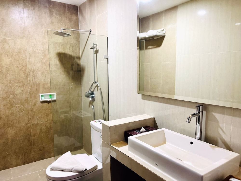 The Belagri Hotel and Convention Standard Room, No Windows 4