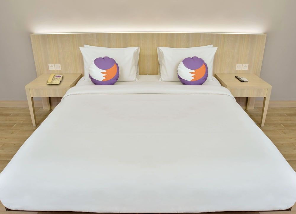 FOX Hotel Gorontalo Deluxe Room