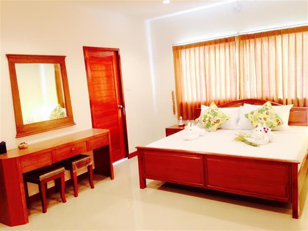 Siray House Executive Suite 7