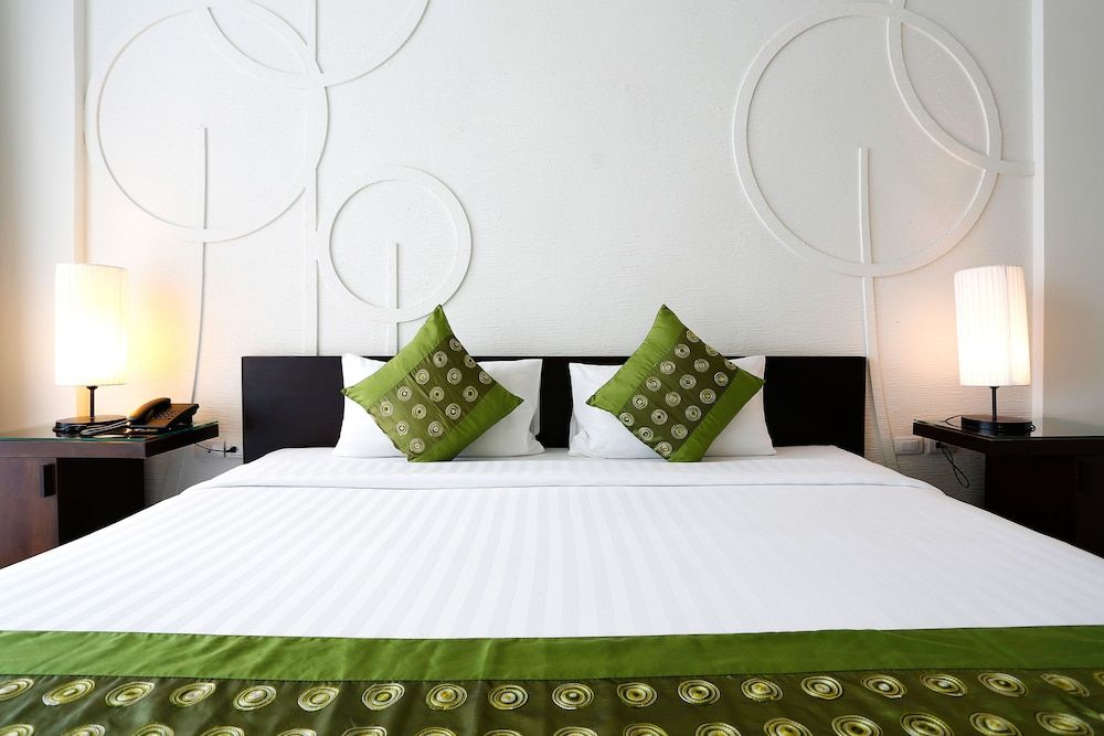 The Palmery Resort Deluxe Room, Pool Access 4