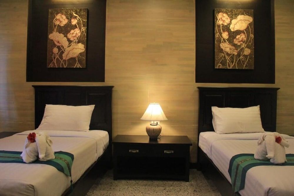 Deluxe Double or Twin Room