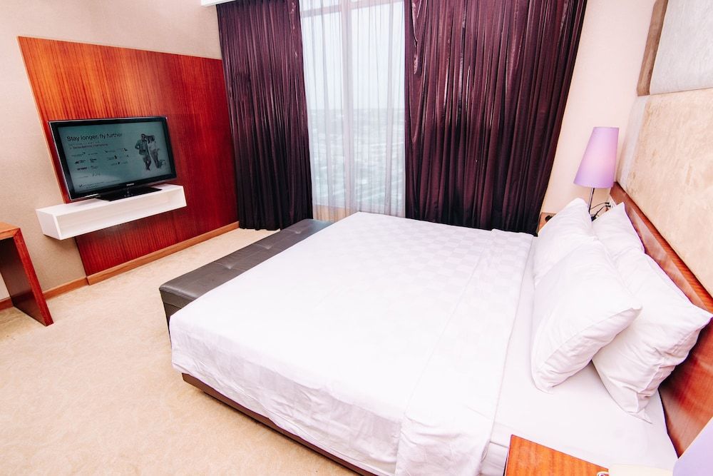 Swiss Belinn SKA Pekanbaru Suite 4