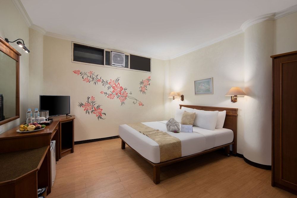 Royal Hotel and Convention Tretes Standard Room 2