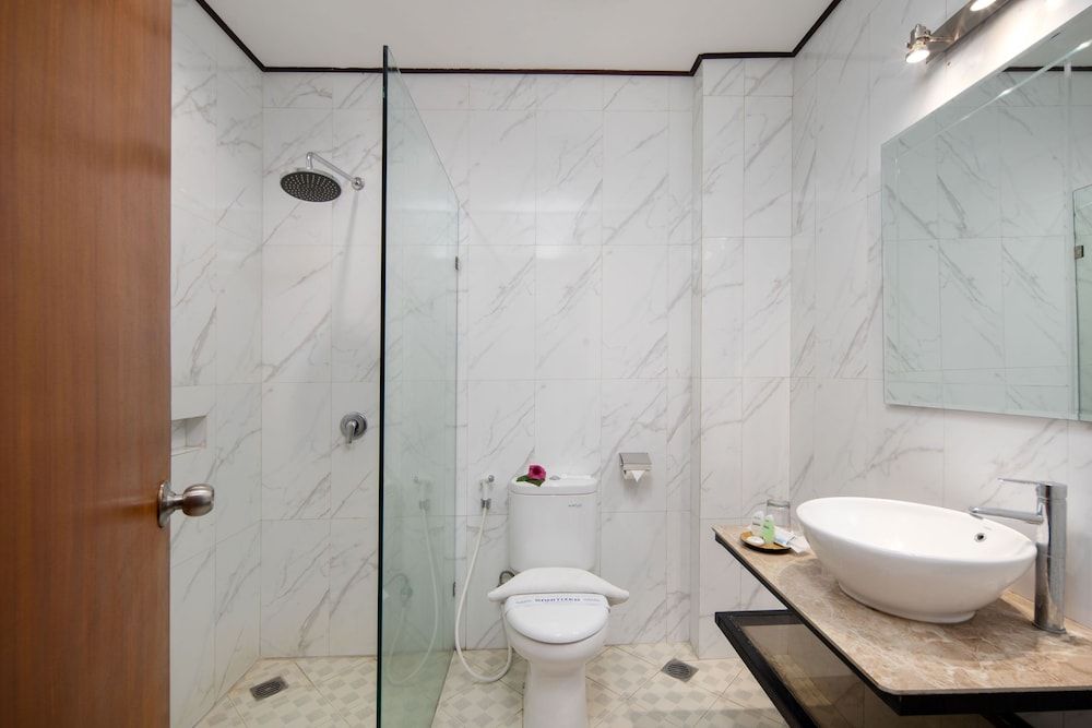 Royal Hotel and Convention Tretes Standard Room 3