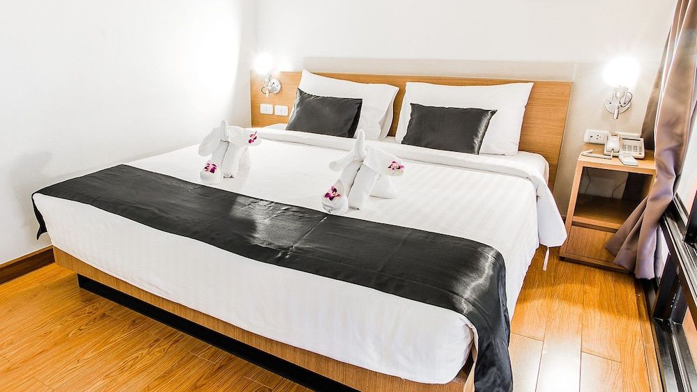 Duplex, 1 King Bed, Non Smoking, Kitchen