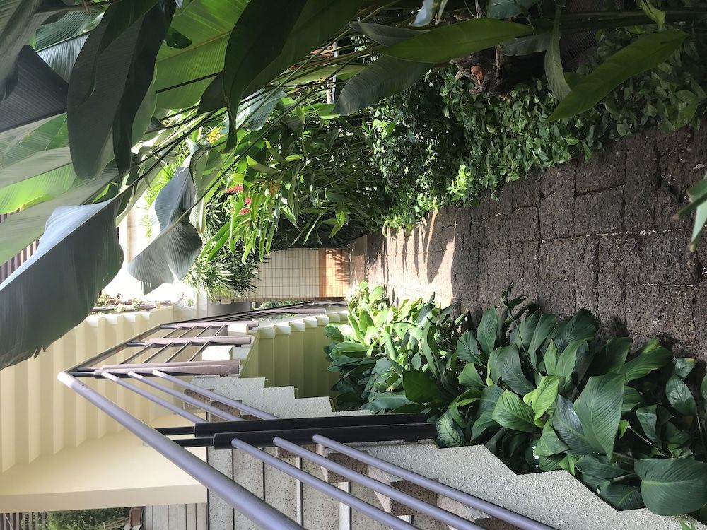 undefined PT Court 2