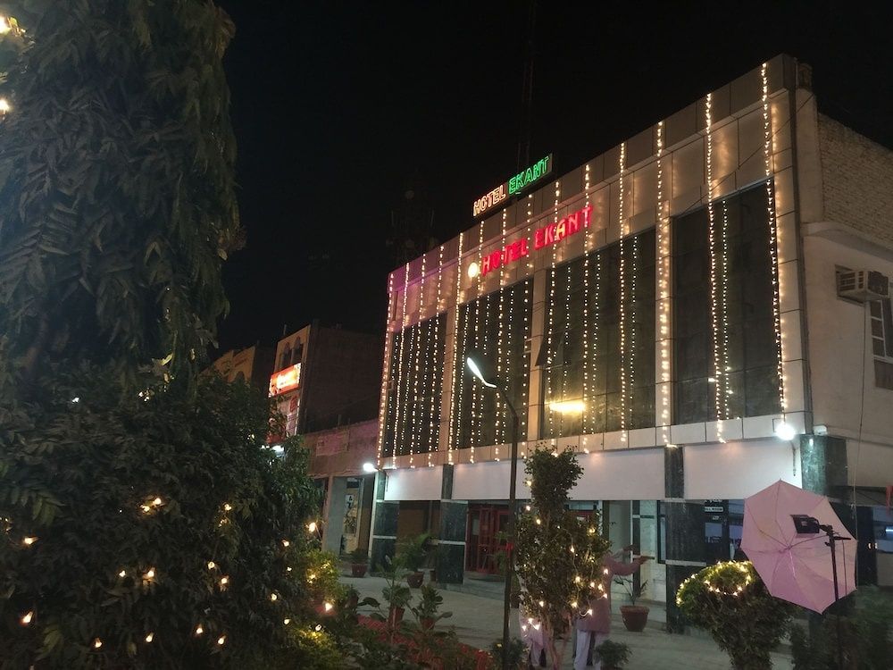 undefined Hotel Ekant 8