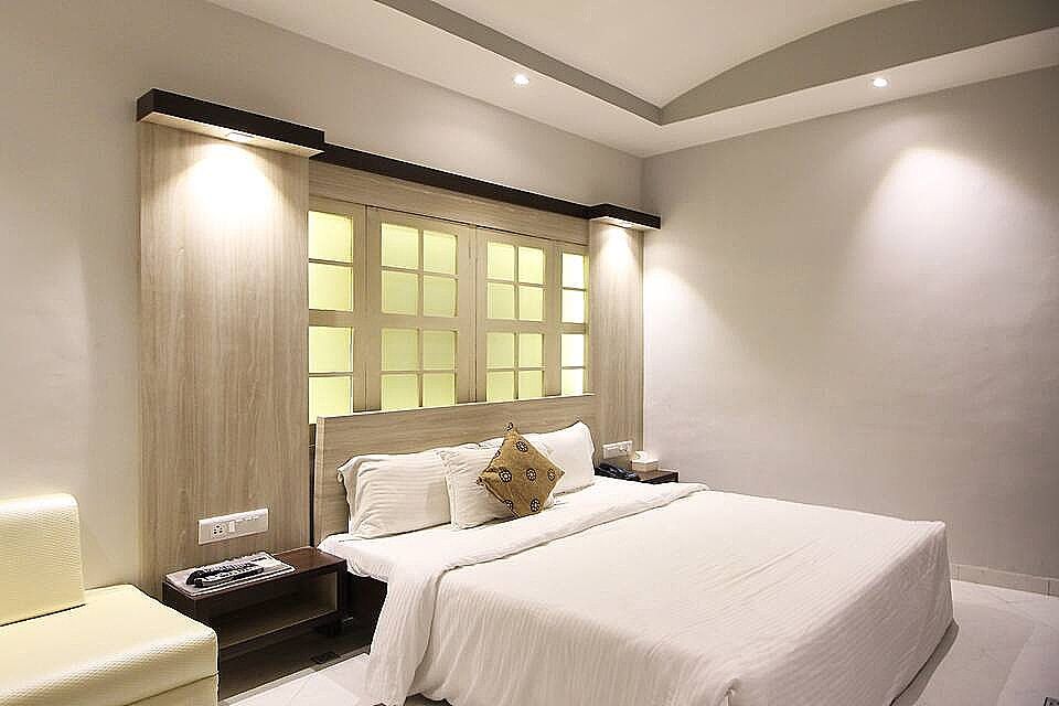 Royal Room