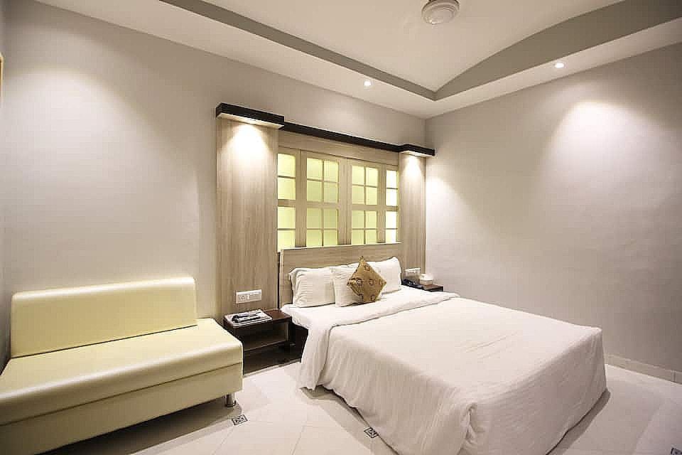 Royal Room