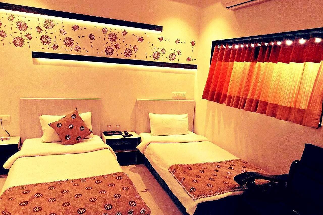 Royal Room