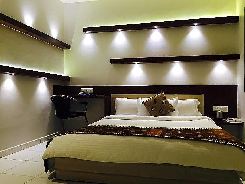 Royal Room