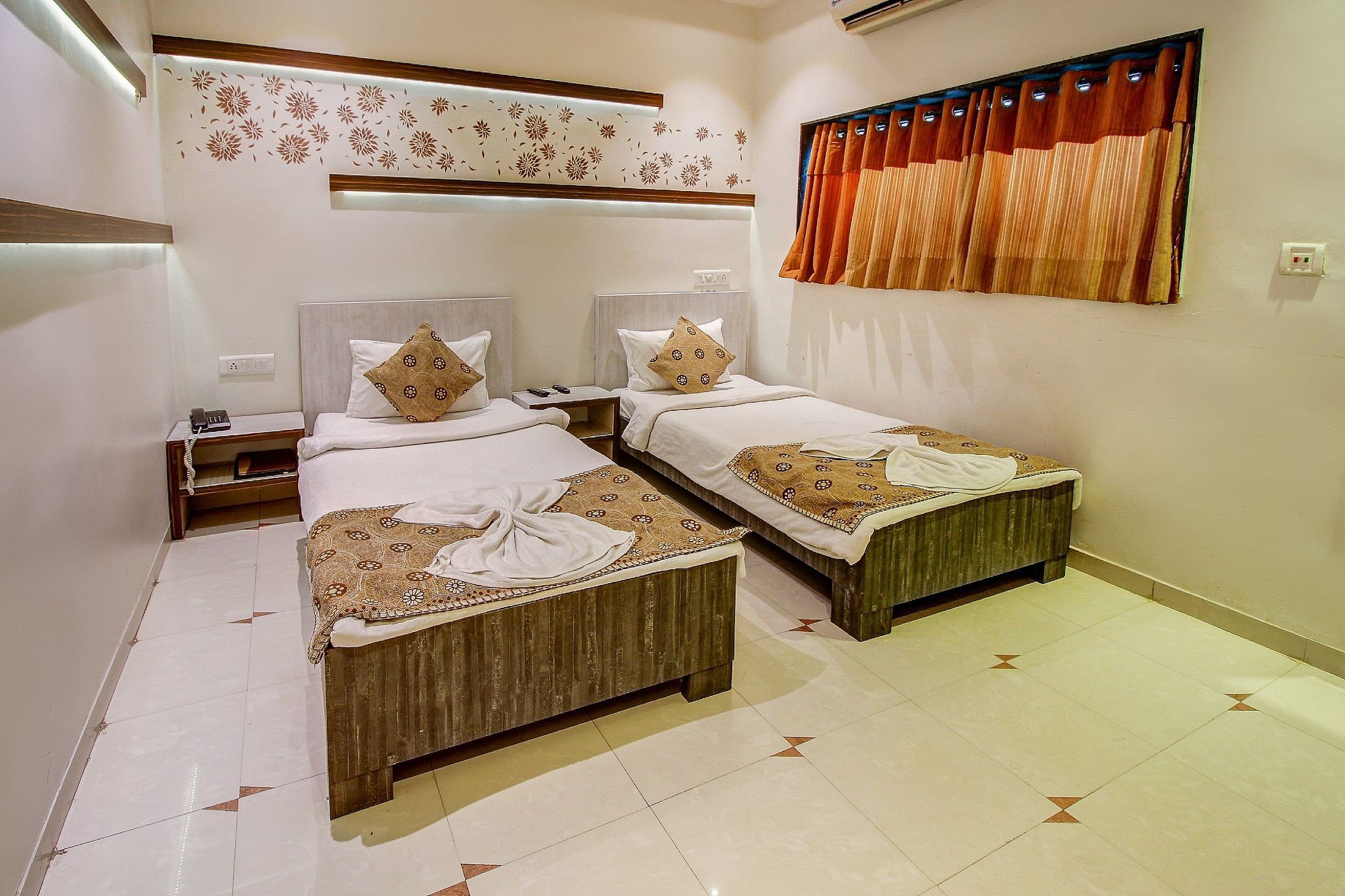 Royal Room