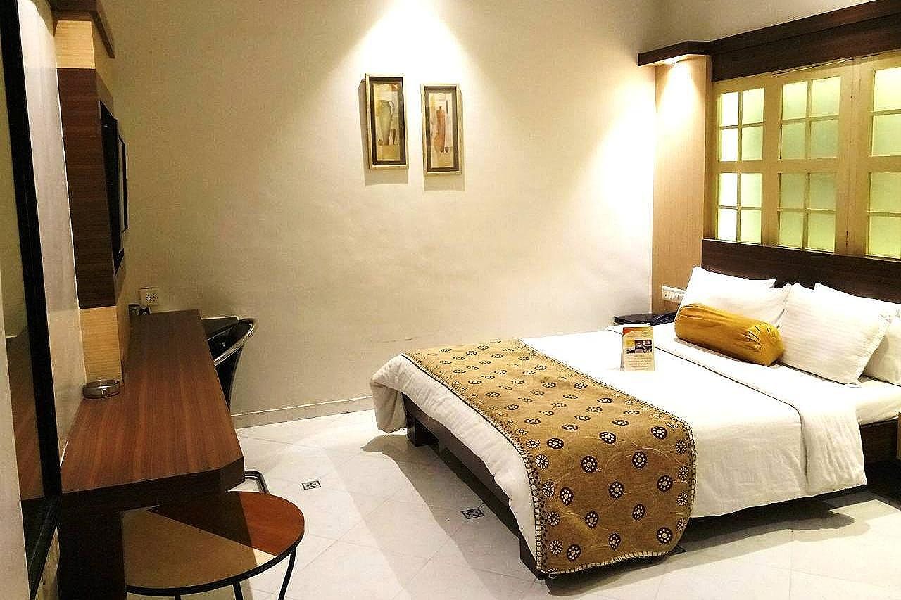 Royal Room