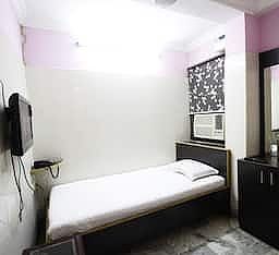 Single Bedroom