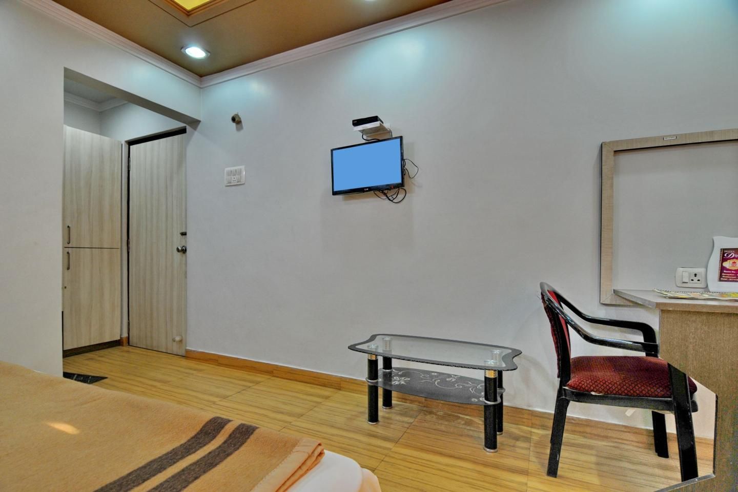 Deluxe Room (AC)