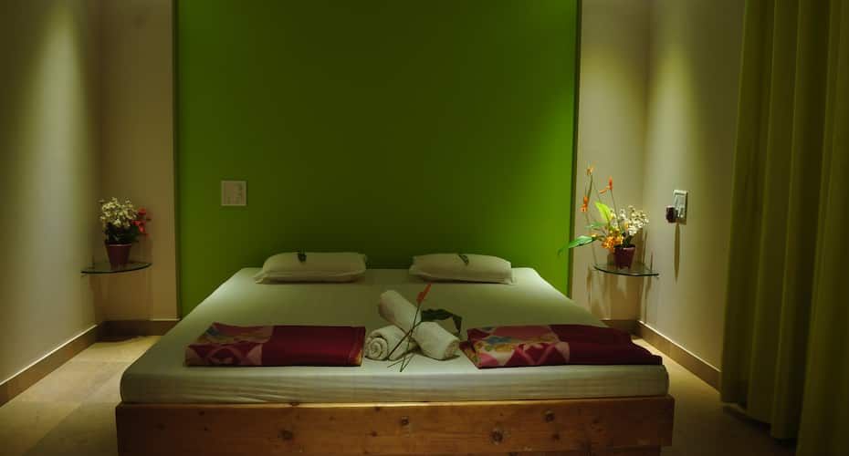 Deluxe AC Room