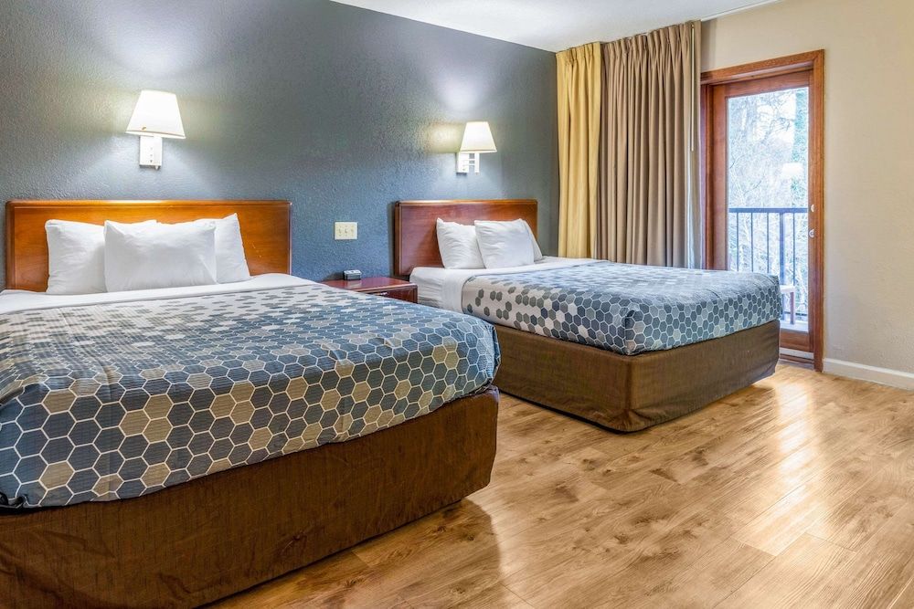 Suite, Multiple Beds, Non Smoking