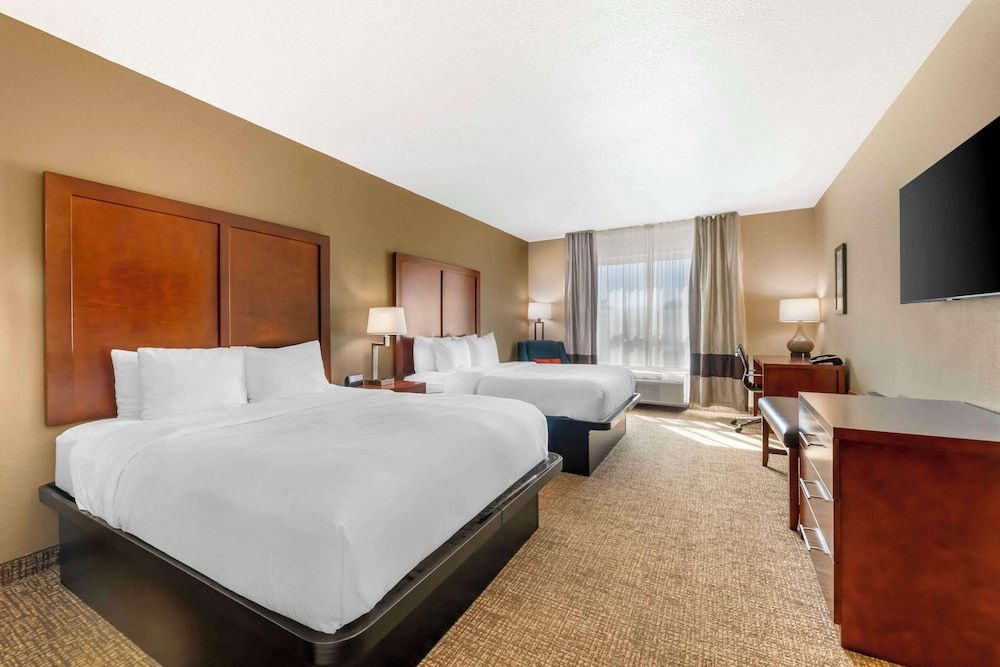 Standard Room, 2 Queen Beds, Non Smoking
