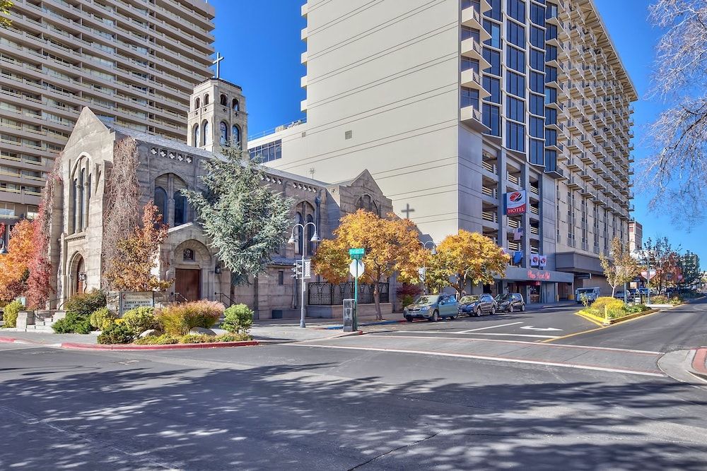 undefined Plaza Resort Club 4