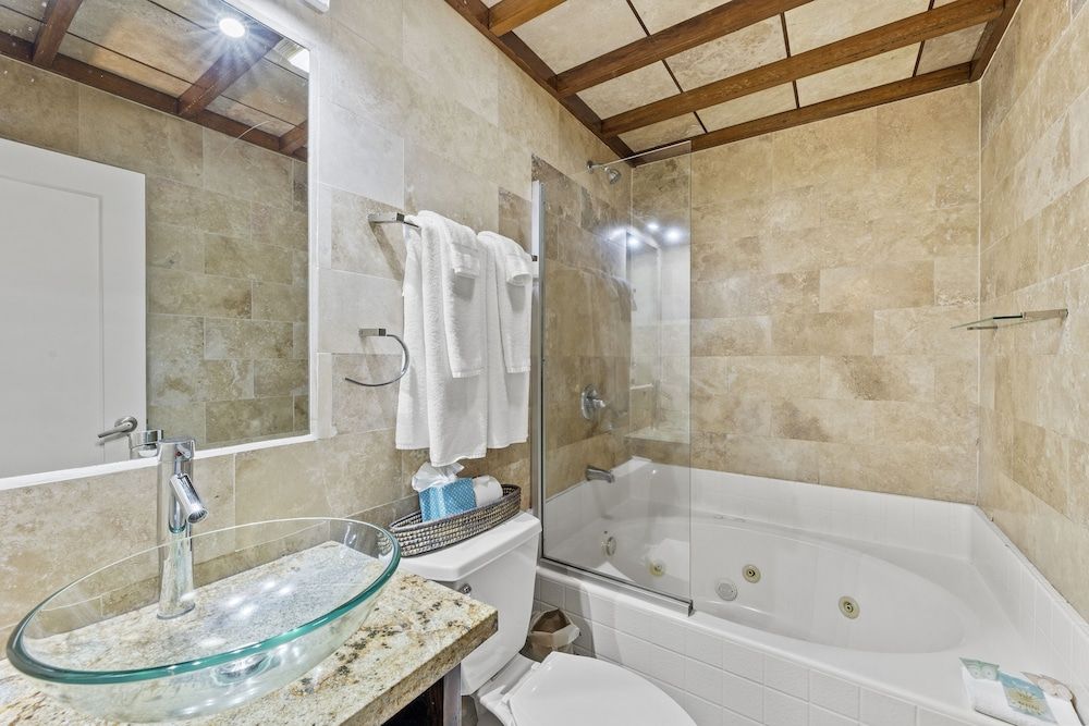 Umaya Resort & Adventures Two Bedroom Ocean View 6