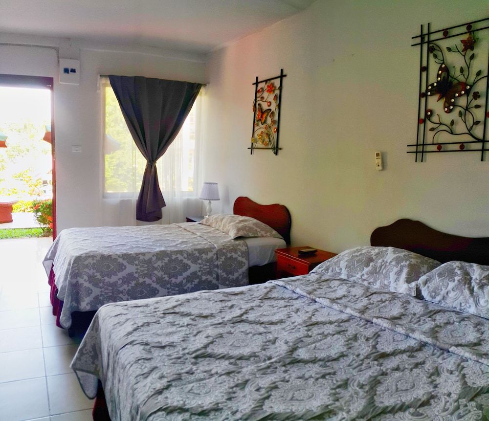 Hotel Divisamar by LHR Standard Double Room 2