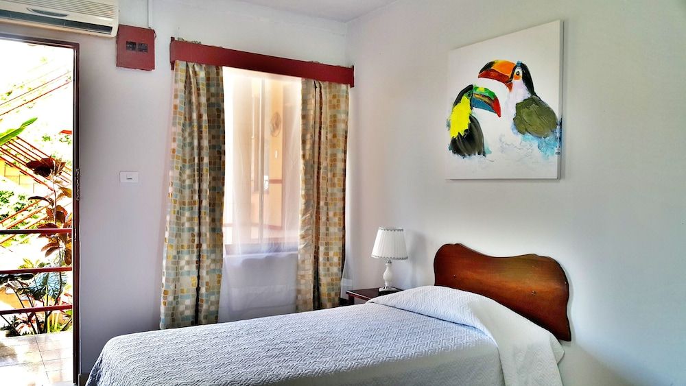 Hotel Divisamar by LHR Standard Double Room 9