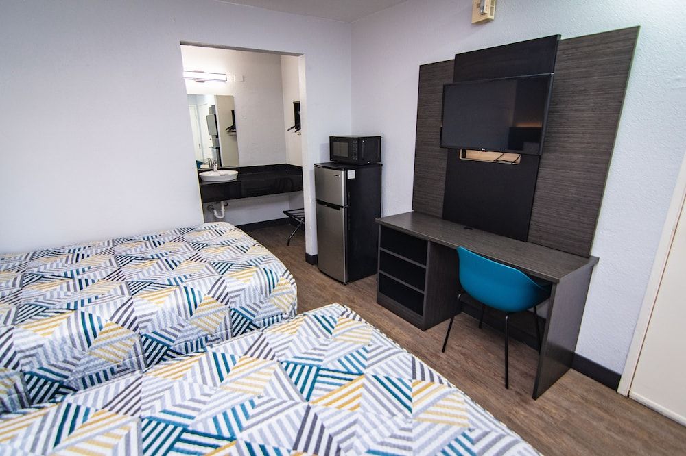 Motel 6 Ft. Pierce, FL, Fort Pierce Standard Room, 2 Double Beds, Non Smoking