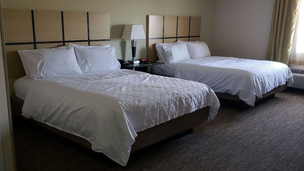 Studio Suite, 2 Queen Beds, Accessible (Communications)