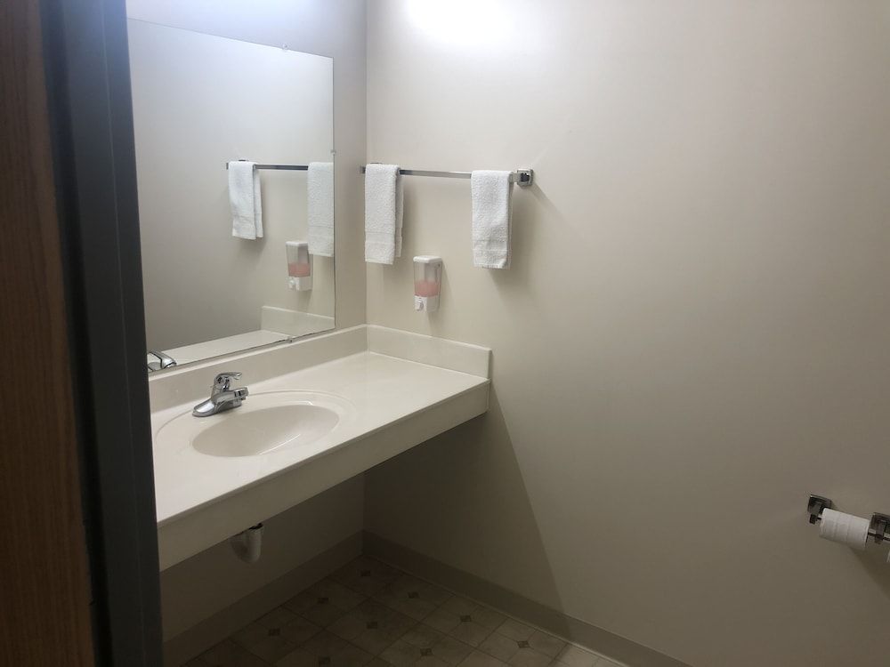 Simple Rewards Inn Shelbina Classic Single Room 5