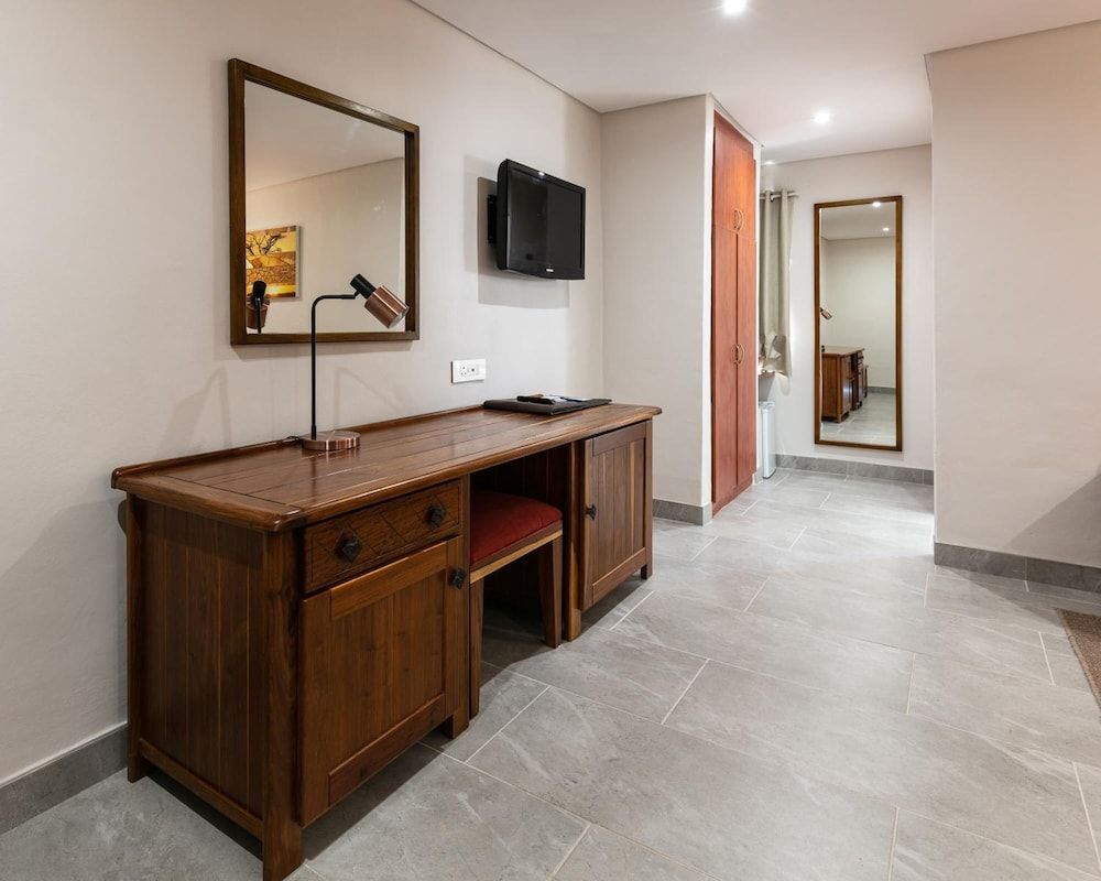 Cresta Jwaneng Standard Room, 1 Double Bed, Garden View (Standard Double Room) 22