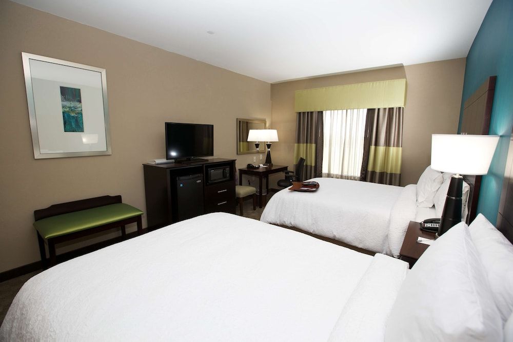 Room, 2 Queen Beds, Accessible, Non Smoking