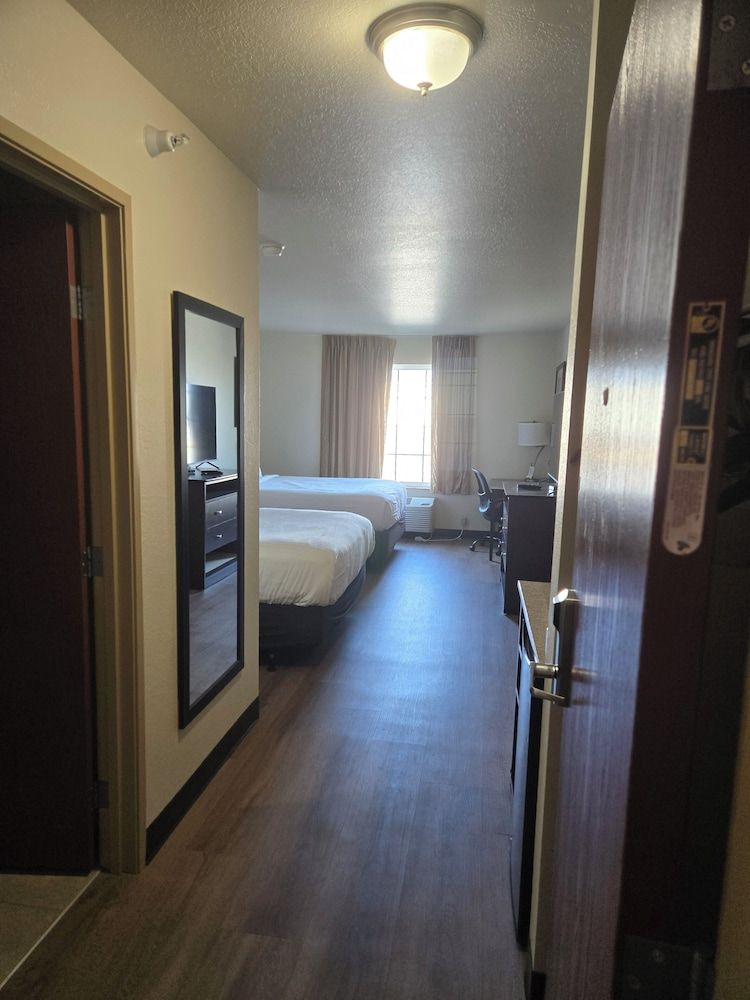 Cobblestone Inn & Suites - Schuyler