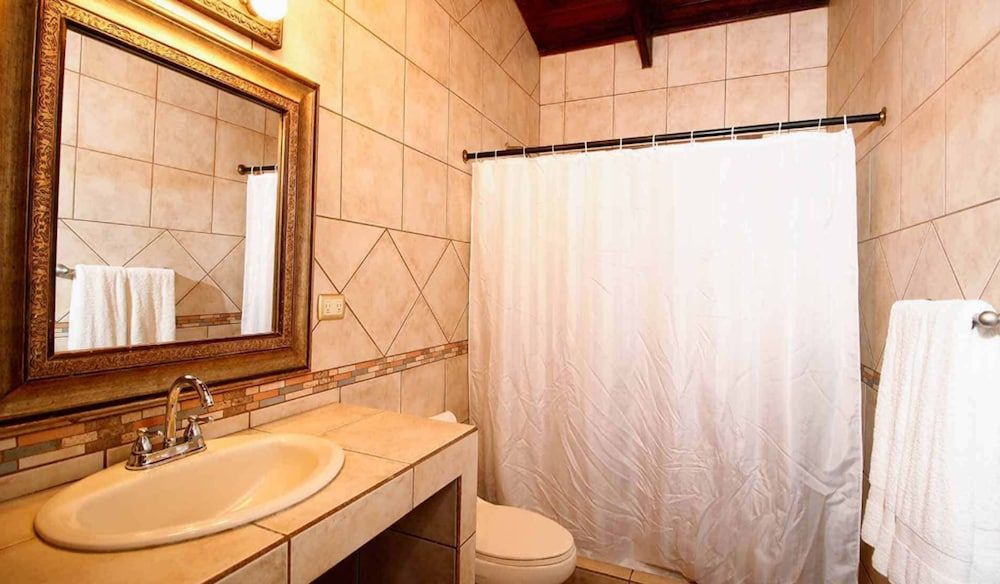 La Riviera Hotel B&B Superior Double Room, 1 Queen Bed 8