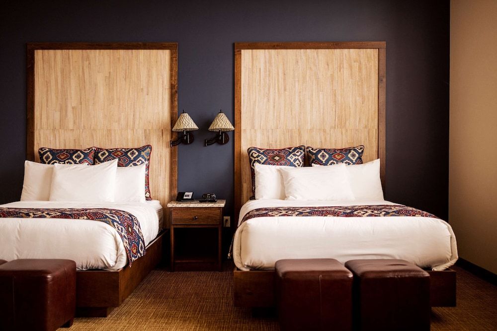 Room, Multiple Beds