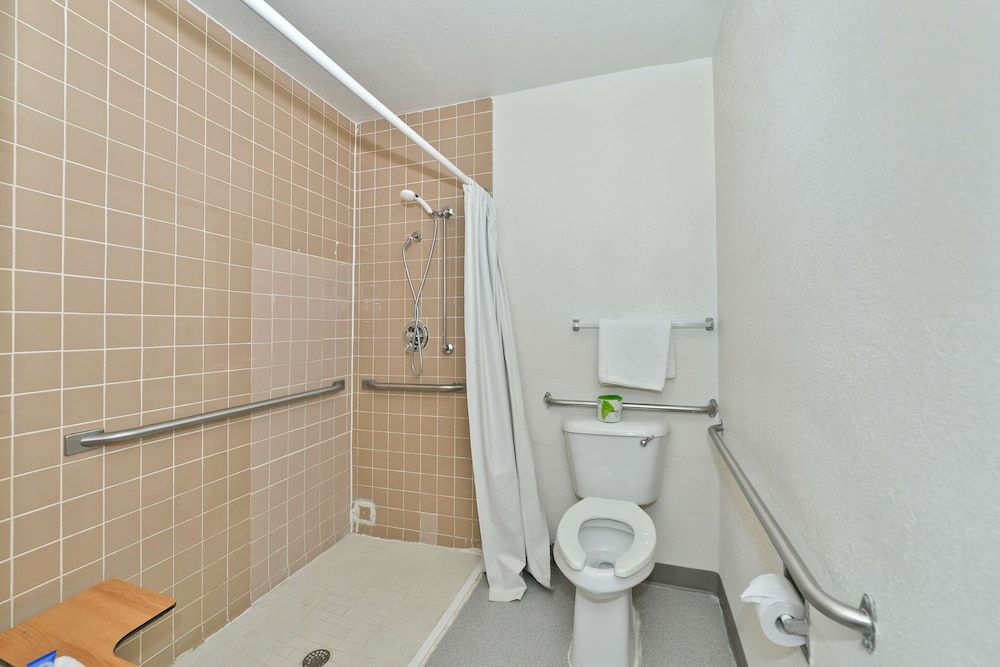 Americas Best Value Inn Amarillo Airport Room, 1 Queen Bed, Non Smoking 5