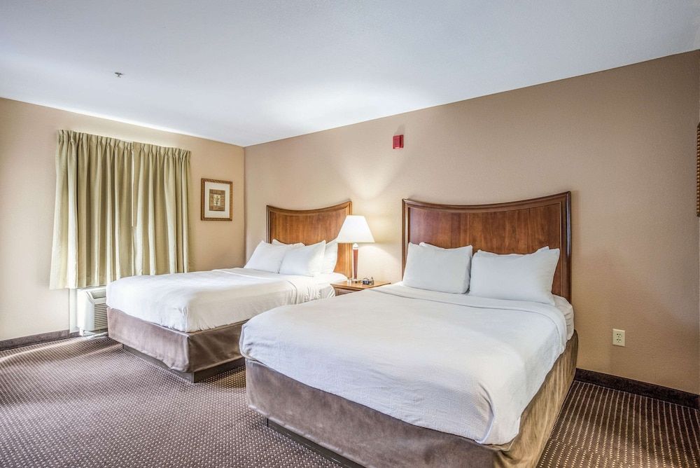 Suite, 2 Queen Beds, Non Smoking