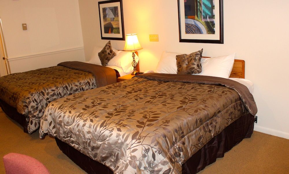 Anchorage Inn Classic 2 Queens- Not Wheelchair Accessible